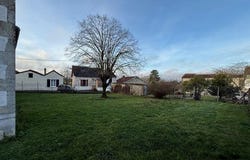 CIVRAY, Poitou-Charentes 86400