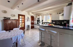 Pierrevert, Provence-Alpes-Côte-d'Azur 04860