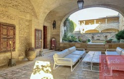 Uzès, Occitanie 30700