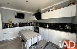 Issoudun, Centre-Val de Loire 36100