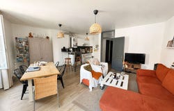 LONS-LE-SAUNIER, Bourgogne-Franche-Comté 39000