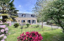 Péaule, Brittany 56130
