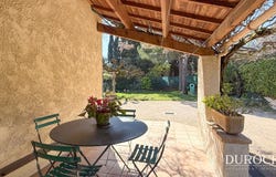 Roquemaure, Languedoc-Roussillon 30150