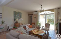 GÉNÉRAC, Occitanie 30510
