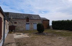 Crottes-En-Pithiverais, Centre 45170