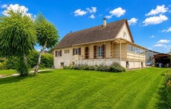 Beaumont, Burgundy 89250