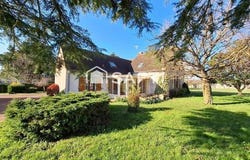 Mont-Pres-Chambord, Centre 41250