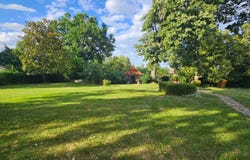 Lalheue, Burgundy 71240