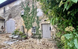Coligny, Rhône-Alpes 01270