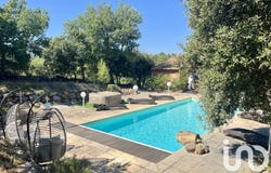 Jouques, Provence-Alpes-Côte d'Azur 13490