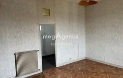 Laval, Pays de la Loire 53000