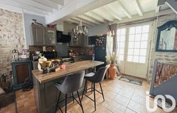 Arcy-sur-Cure, Bourgogne-Franche-Comté 89270