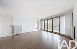 Roubaix, Hauts-de-France 59100