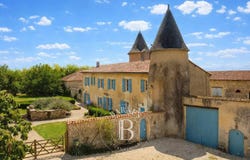 Civray, Poitou-Charentes 86400