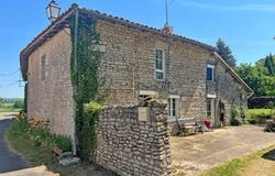 Nanteuil-en-Vallée, Poitou-Charentes 16700