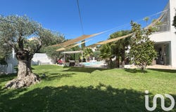 Salon-de-Provence, Provence-Alpes-Côte d'Azur 13300
