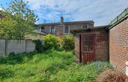 Gisors, Normandy 27140