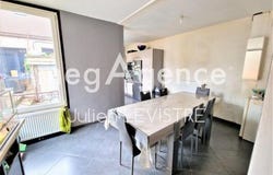 Auneau-Bleury-Saint-Symphorien, Centre 28700
