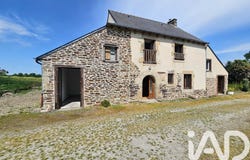 Éréac, Brittany 22250