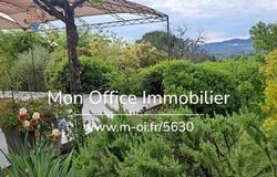 LAURIS, Provence-Alpes-Côte d'Azur 84360