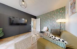 Rue Philippe Fabia, Lyon, Auvergne-Rhône-Alpes 69008