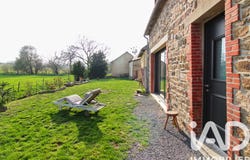 Andel, Brittany 22400