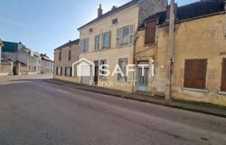 Ancy-Le-Franc, Bourgogne 89160
