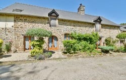COMBOURG, Bretagne 35270