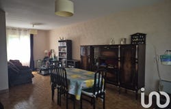 Champigny, Bourgogne-Franche-Comté 89340