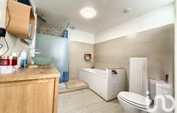 Roncq, Hauts-de-France 59223