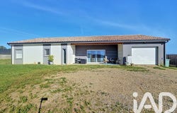 Félines, Auvergne-Rhône-Alpes 07340