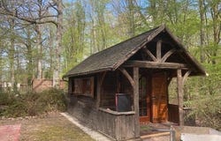 Bazoches-Sur-Le-Betz, Centre 45210