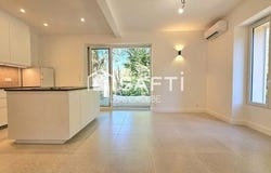 Neauphle-Le-Vieux, Île-de-France 78640