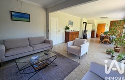 Saint-Amand-les-Eaux, Hauts-de-France 59230
