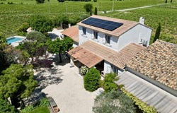 Châteauneuf-du-Pape, Provence-Alpes-Côte-d'Azur 84230