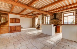 FAYENCE, Provence-Alpes-Côte d'Azur 83440