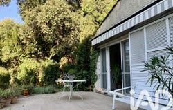 Garons, Occitanie 30128