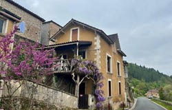Albas, Midi-Pyrénées 46140