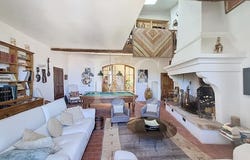 Le Barroux, Provence-Alpes-Côte d'Azur 84330