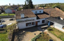 CIVRAY, Nouvelle-Aquitaine 86400
