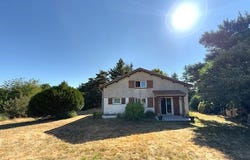 Saint-Bonnet-le-Château, Auvergne-Rhône-Alpes 42380