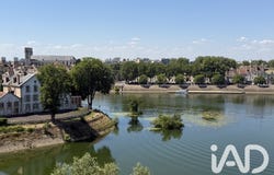 Chalon-sur-Saône, Bourgogne-Franche-Comté 71100