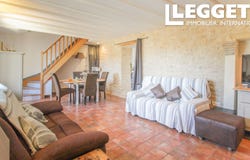 Salles, Nouvelle-Aquitaine 79800