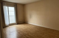 Sens, Yonne 89100