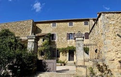 Saint-Paul-Trois-Châteaux, Rhône-Alpes 26130