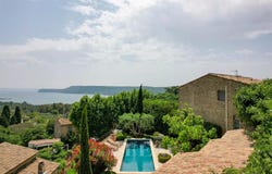 Aix-en-Provence, Provence-Alpes-Côte-d'Azur 13100