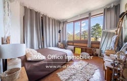 EMBRUN, Provence-Alpes-Côte d'Azur 05200