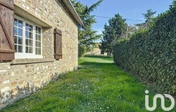 Hécourt, Normandy 27120