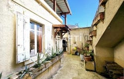 Sauveterre-De-Guyenne, Aquitaine 33540