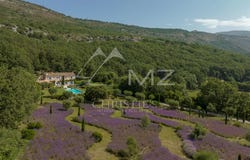 Saint-Vallier-de-Thiey, Provence-Alpes-Côte d'Azur 06460